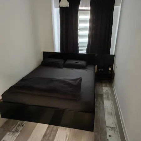 Apartament Roman * Baile Herculane