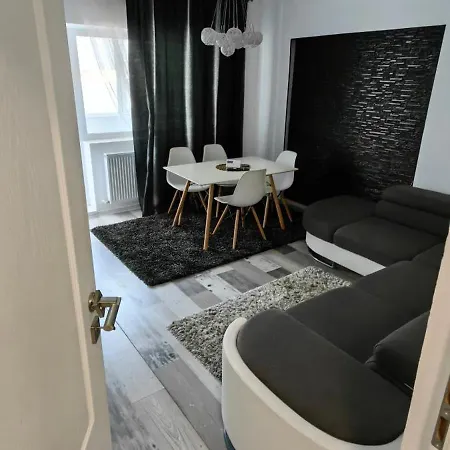 Apartment Apartament Roman *